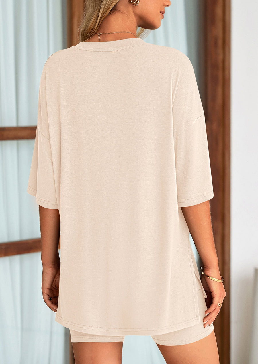 COMFYWOMEN Women's Two Piece Lounge Set Casual Oversized Shirts Shorts Matching Outfit