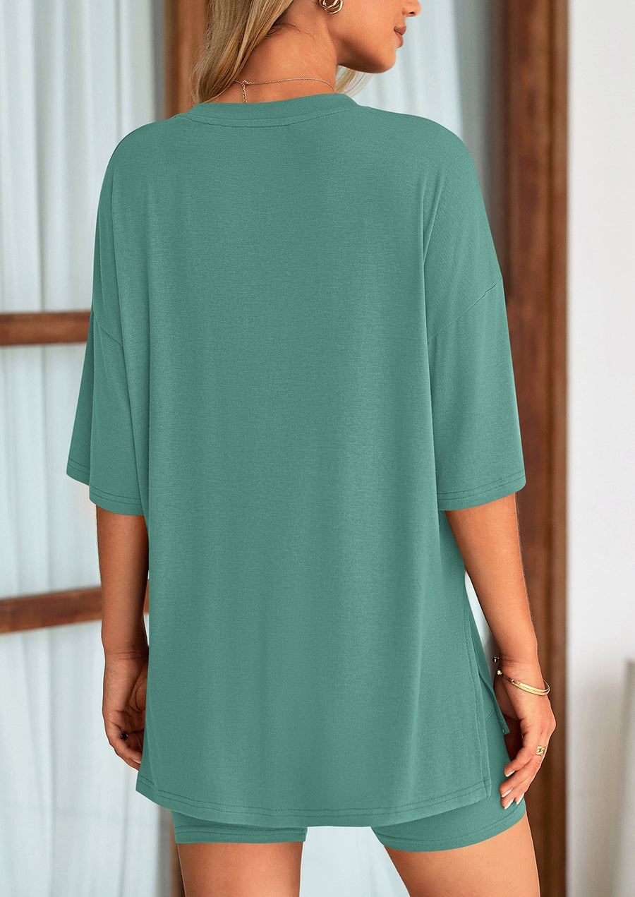 COMFYWOMEN Women's Two Piece Lounge Set Casual Oversized Shirts Shorts Matching Outfit