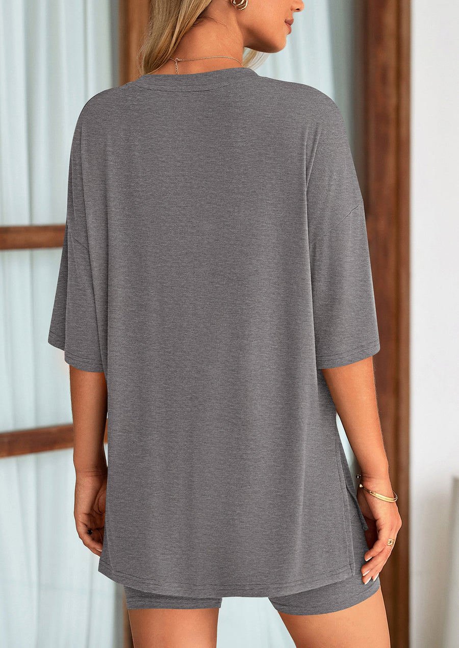 COMFYWOMEN Women's Two Piece Lounge Set Casual Oversized Shirts Shorts Matching Outfit