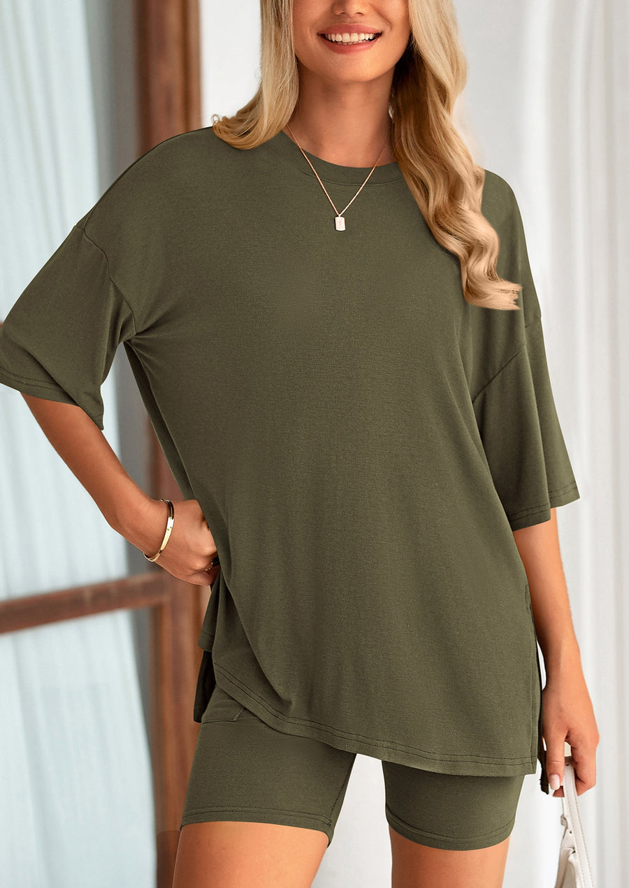 COMFYWOMEN Women's Two Piece Lounge Set Casual Oversized Shirts Shorts Matching Outfit